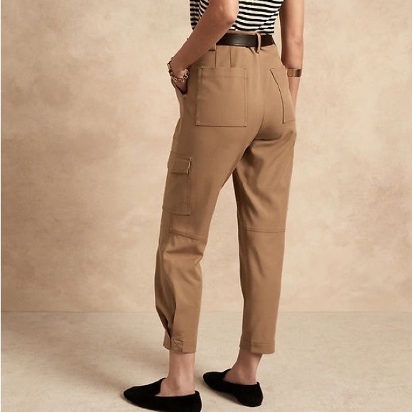 Banana Republic Slim Refined Stretch Cargo Pant - Latte Cream Beige - Picture 3 of 12